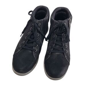 Clarks Cloudsteppers Woman's Size 8 M Black Ankle Boots